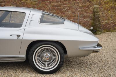 1963 Chevrolet Corvette C2 Sting Ray Split-Window 327 Coup&eacute;