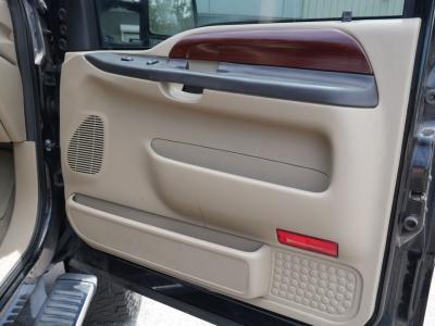 2006 Ford F250 Lariat Crew Cab 4x4