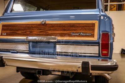 1987 Jeep Grand Wagoneer