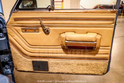 1987 Jeep Grand Wagoneer