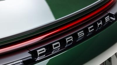 2026 Porsche 911 GT3 Touring Lightweight Package