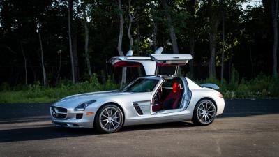 2011 Mercedes - Benz SLS AMG