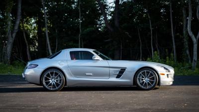2011 Mercedes - Benz SLS AMG