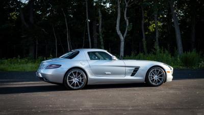 2011 Mercedes - Benz SLS AMG