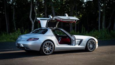 2011 Mercedes - Benz SLS AMG