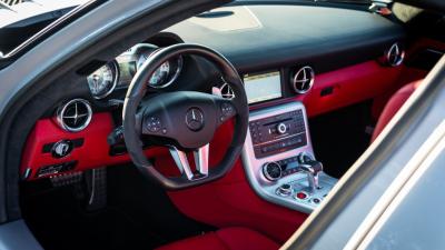2011 Mercedes - Benz SLS AMG