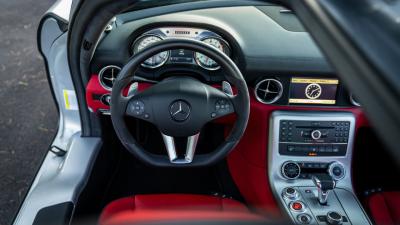 2011 Mercedes - Benz SLS AMG