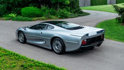 1993 Jaguar XJ220