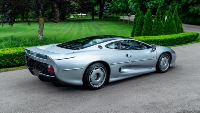 1993 Jaguar XJ220
