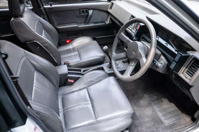 1988 Nissan BLUEBIRD EXECUTIVE I TURBO