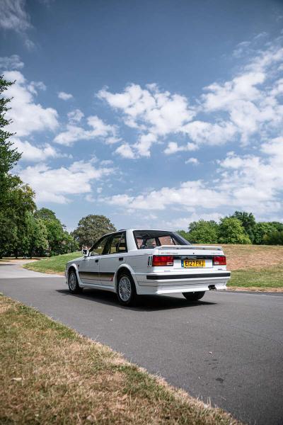 1988 Nissan BLUEBIRD EXECUTIVE I TURBO