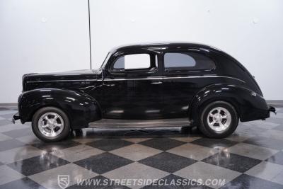 1940 Ford Tudor Sedan Restomod