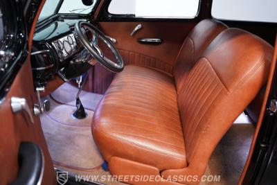 1940 Ford Tudor Sedan Restomod