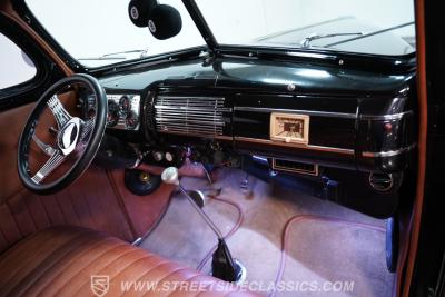 1940 Ford Tudor Sedan Restomod