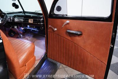 1940 Ford Tudor Sedan Restomod