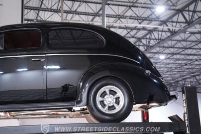 1940 Ford Tudor Sedan Restomod