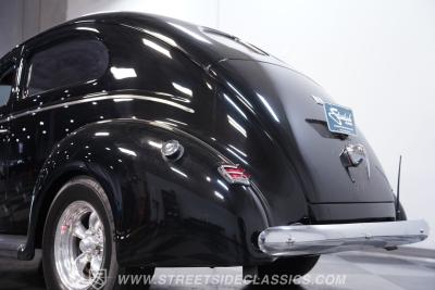 1940 Ford Tudor Sedan Restomod