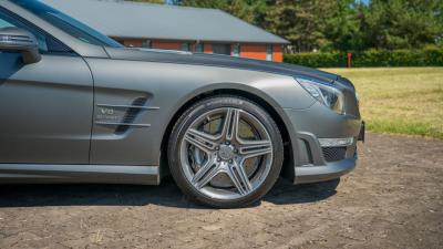 2013 Mercedes - Benz SL 63 AMG