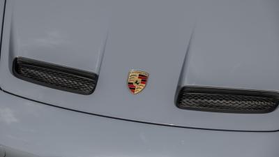 2023 Porsche 911 GT3 "Manthey Racing"