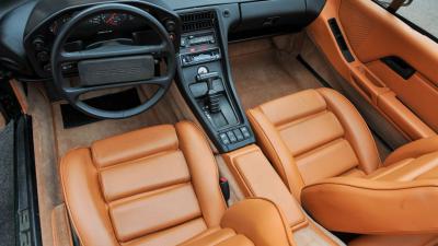 1982 Porsche 928 Convertible by Straman