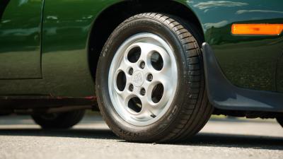 1982 Porsche 928 Cabriolet by Straman