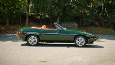 1982 Porsche 928 Cabriolet by Straman