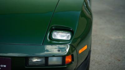 1982 Porsche 928 Cabriolet by Straman