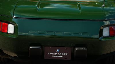 1982 Porsche 928 Cabriolet by Straman