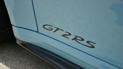 2018 Porsche 911 GT2 RS Weissach Package