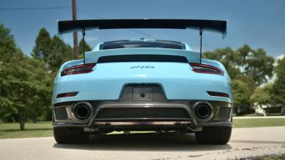 2018 Porsche 911 GT2 RS Weissach Package