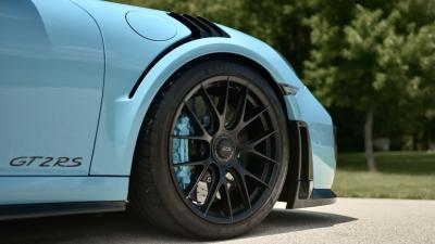 2018 Porsche 911 GT2 RS Weissach Package