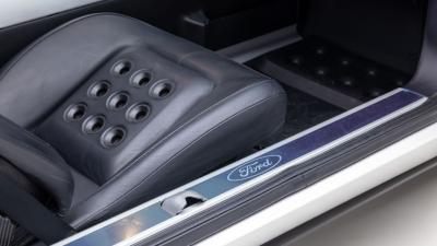 2005 Ford GT