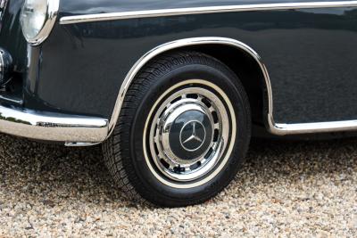 1960 Mercedes - Benz Mercedes Benz 220 SE Cabriolet &ldquo;Extensively restored&rdquo;