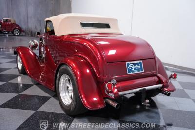 1932 Ford Roadster Boss 9 with Trailer
