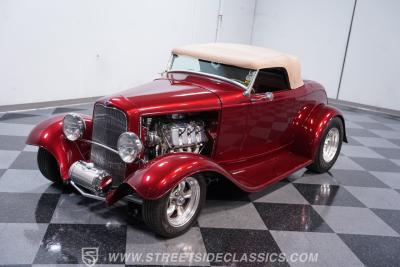 1932 Ford Roadster Boss 9 with Trailer