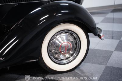 1936 Ford Deluxe 3 Window Coupe