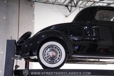 1936 Ford Deluxe 3 Window Coupe