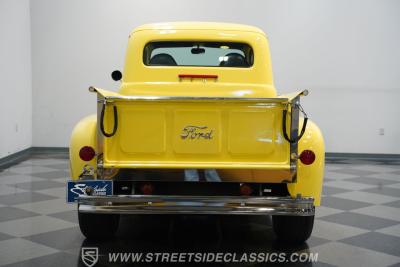 1952 Ford F-1