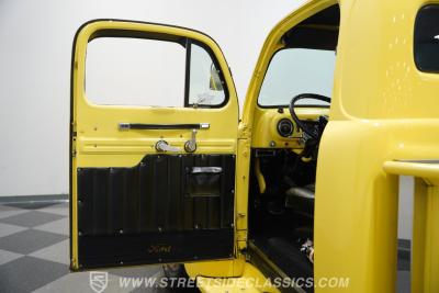 1952 Ford F-1