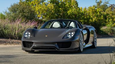 2015 Porsche 918 Spyder