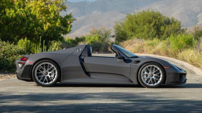 2015 Porsche 918 Spyder