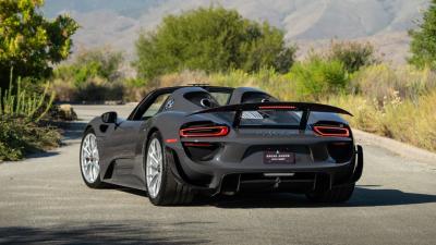 2015 Porsche 918 Spyder