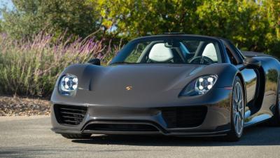 2015 Porsche 918 Spyder