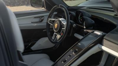 2015 Porsche 918 Spyder