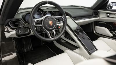 2015 Porsche 918 Spyder