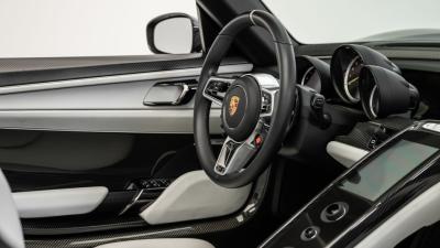 2015 Porsche 918 Spyder