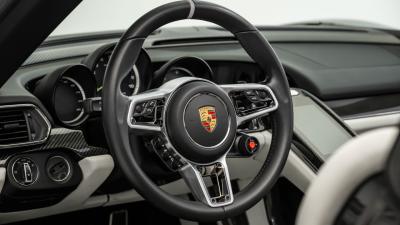 2015 Porsche 918 Spyder