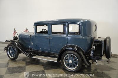 1929 Pontiac Sedan