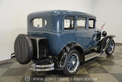 1929 Pontiac Sedan