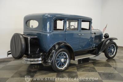 1929 Pontiac Sedan